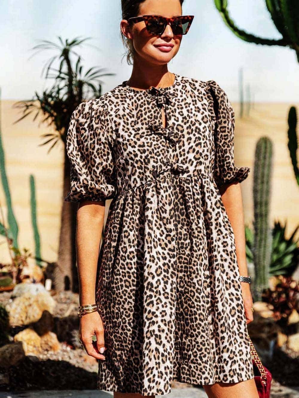 Kleid aus Leopardenfell