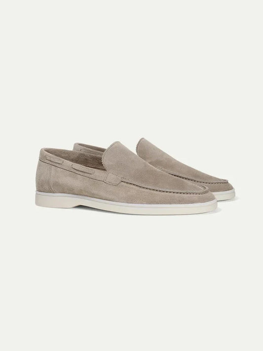 Hellbeige Wildleder-Loafer für legere und formelle Anlässe